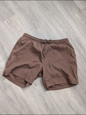 chubbies Brown Elastic Waist Athletic Swim Shorts With Build In Leg Liner